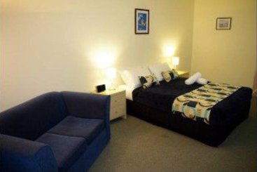 Hotel Emeraldene Inn & Ecolodge Hervey Bay