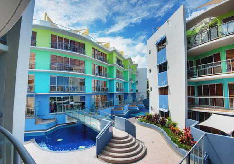 Rolling Surf Resort | Caloundra | Queensland | Australia 5