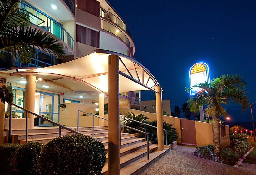 Alexandra & Mariner On The Pacific | Mooloolaba | Queensland | Australia 1