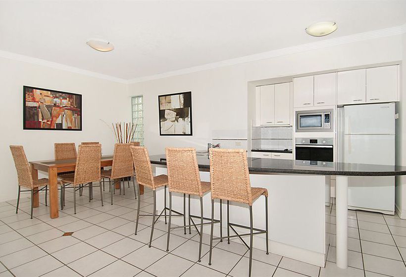 Alexandra & Mariner On The Pacific | Mooloolaba | Queensland | Australia 12