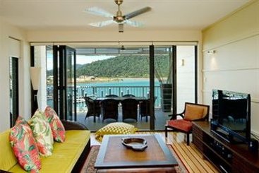 Boathouse Apartments by Outrigger | Airlie Beach | Queensland | Australia 2
