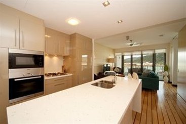 Boathouse Apartments by Outrigger | Airlie Beach | Queensland | Australia 6