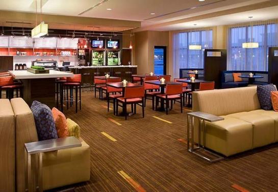 Hotel Courtyard By Marriott Kingston Highway 401 | Kingston | Ontario | Canada 14
