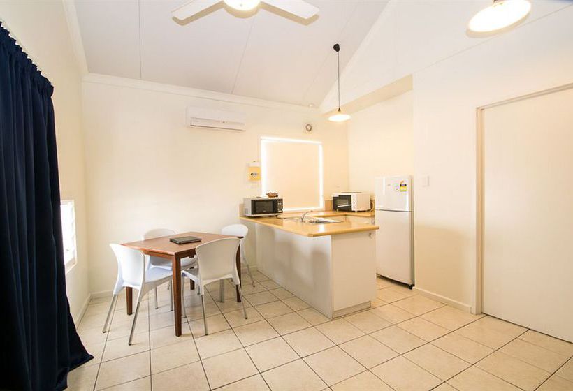 Hotel Oceanside Village | Denham | Western Australia | Australia 18