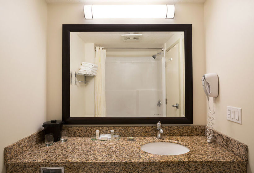 Hotel Super 8 Sherwood Park Edmonton Area | Sherwood Park | Alberta | Canada 12