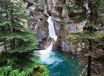 Hotel Johnston Canyon Resort | Banff | Alberta | Canadá 3