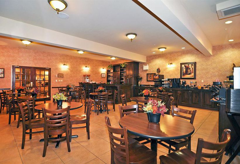 Best Western Plus Fredericton Hotel & Suites | Fredericton | New Brunswick | Canada 1