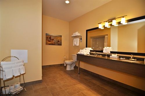 Best Western Plus Liverpool Hotel & Conference Centre | Liverpool | Nova Scotia | Canada 18