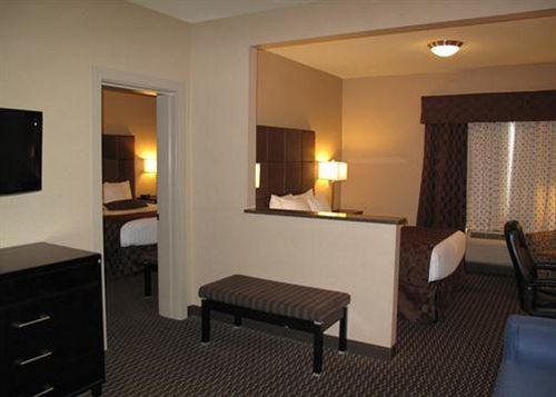 Hotel Comfort Suites Kelowna | Kelowna | British Columbia | Canada 18