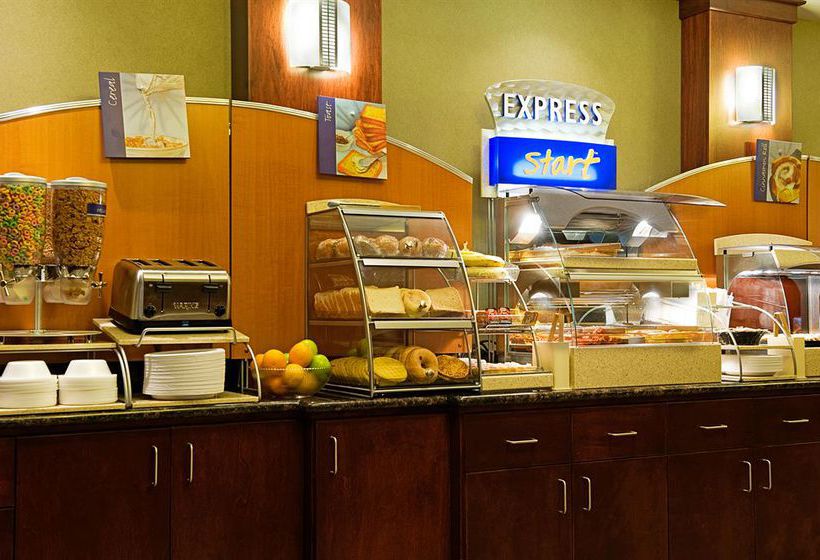 Hotel Holiday Inn Express Drayton Valley | Drayton Valley | Alberta | Canada 13