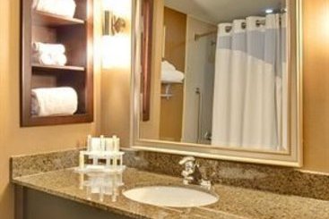 Hotel Holiday Inn Express & Suites Kingston | Kingston | Ontario | Canada 18