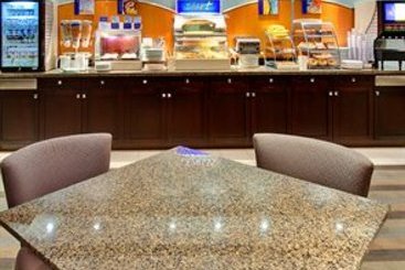 Hotel Holiday Inn Express & Suites Kingston | Kingston | Ontario | Canada 3