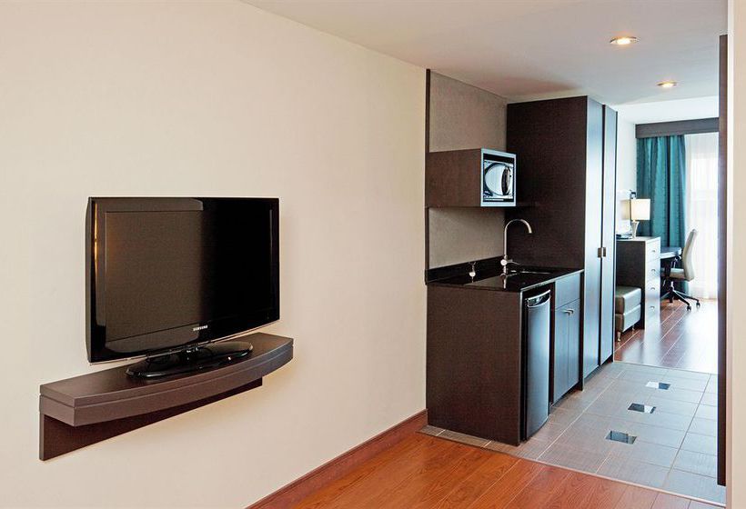 Holiday Inn Express Hotel & Suites Saint Hyacinthe | Saint Hyacinthe | Quebec | Canada 20