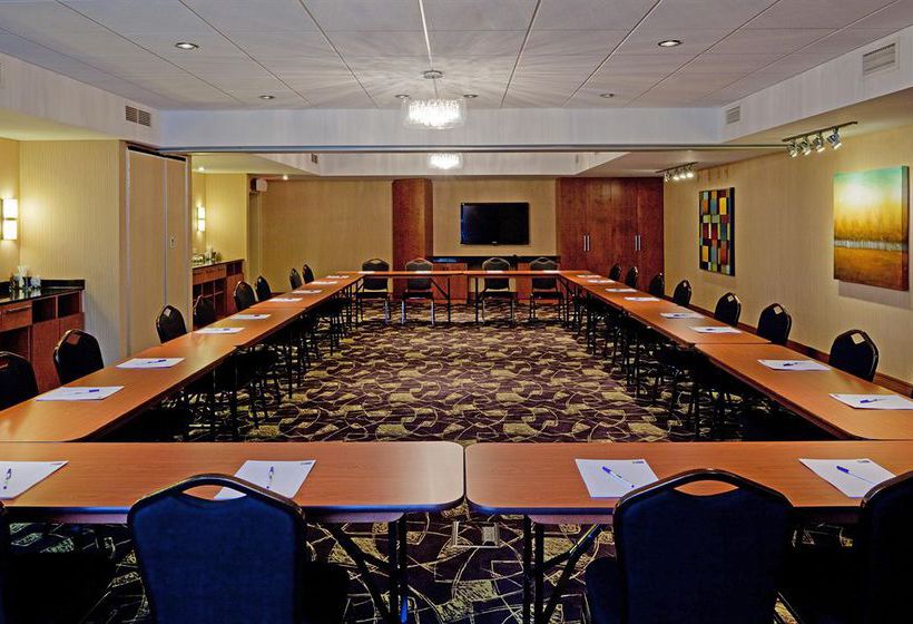 Holiday Inn Express Hotel & Suites Saint Hyacinthe | Saint Hyacinthe | Quebec | Canada 7