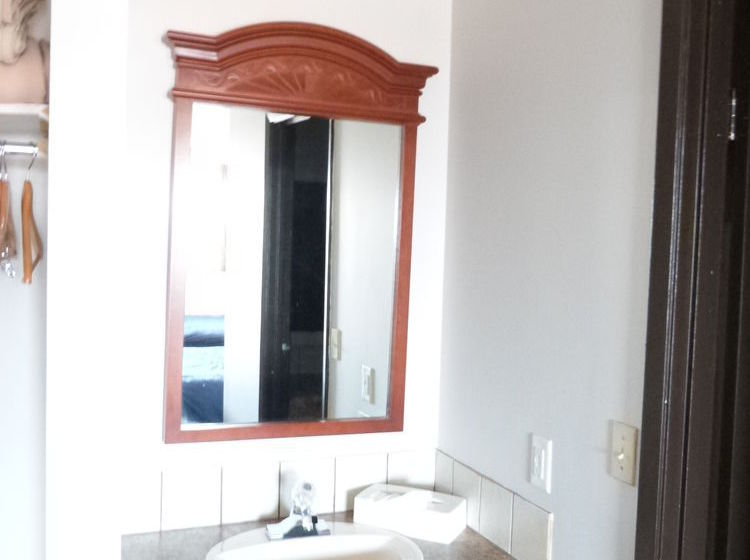 Hotel Econo Lodge Inn & Suites Drumheller | Drumheller | Alberta | Canada 14