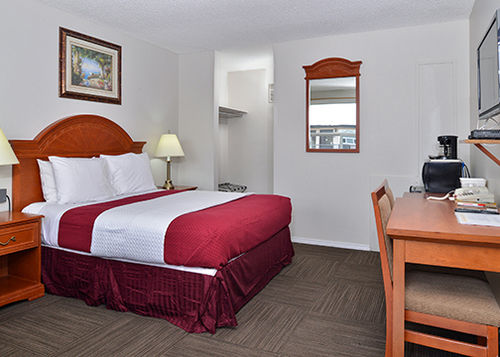 Hotel Econo Lodge Inn & Suites Drumheller | Drumheller | Alberta | Canada 17