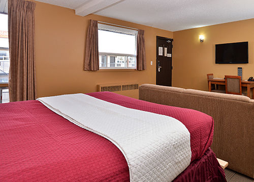Hotel Econo Lodge Inn & Suites Drumheller | Drumheller | Alberta | Canada 18
