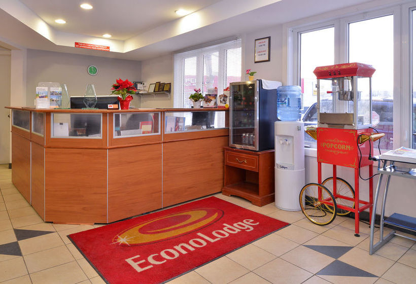 Hotel Econo Lodge Inn & Suites Drumheller | Drumheller | Alberta | Canada 5