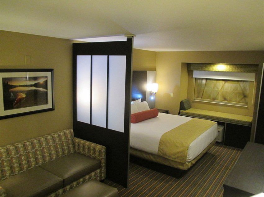 Microtel Woodstock Ontario | Woodstock | Ontario | Canada 2