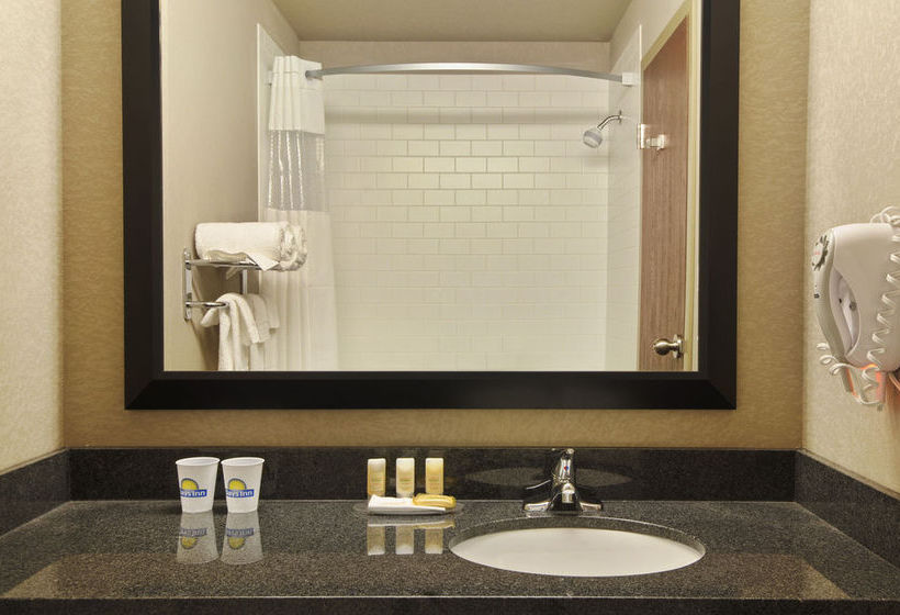 Hotel Days Inn Regina Airport West