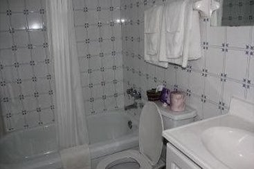 Hotel Knights Inn Owen Sound | Owen Sound | Ontario | Canada 10