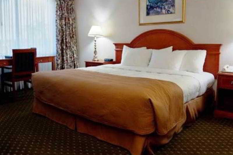 Clarion Hotel & Conference Center | Fort Erie | Ontario | Canada 1