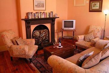 Hotel Chapel Cottage | Adelaide | South Australia | Australia 4