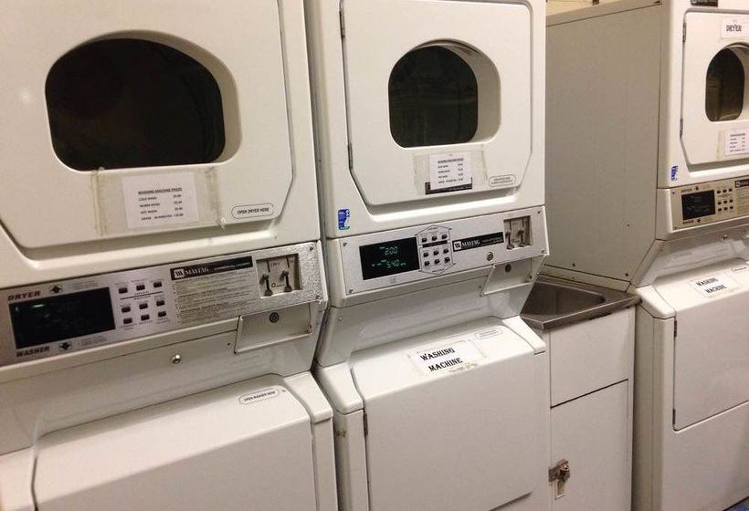 Hotel Shakespeare Backpackers International Hostel | Adelaide | South Australia | Australia 11