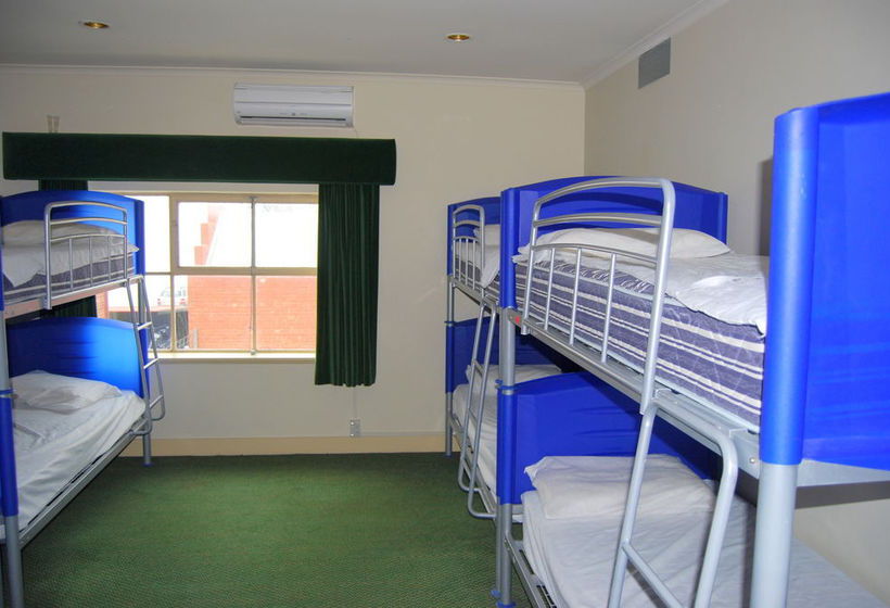 Hotel Shakespeare Backpackers International Hostel | Adelaide | South Australia | Australia 5