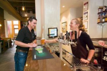 Hotel Melbourne Central Yha | Melbourne | Victoria | Australia 5