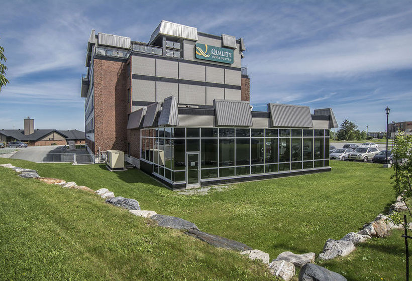 Hotel Quality Inn & Suites Victoriaville | Victoriaville | Quebec | Canada 3