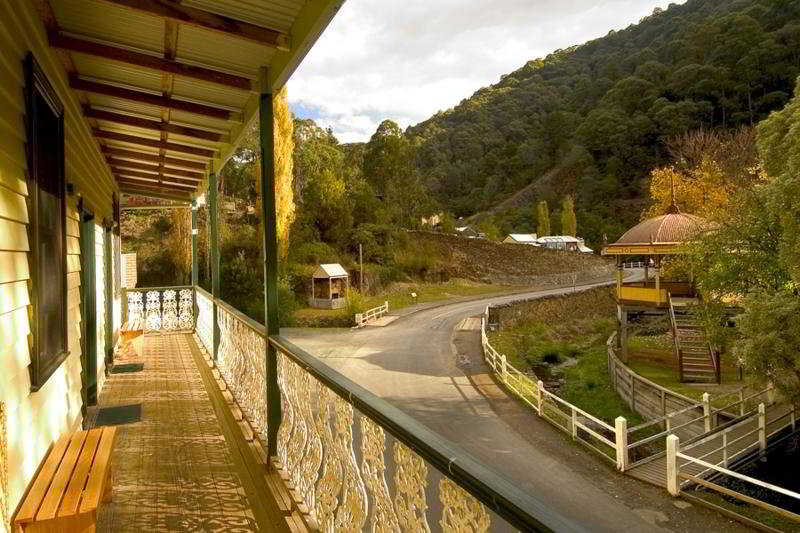 Walhalla's Star Hotel | Walhalla | Victoria | Australia 8
