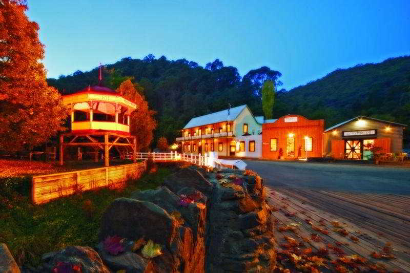 Walhalla's Star Hotel | Walhalla | Victoria | Australia 9