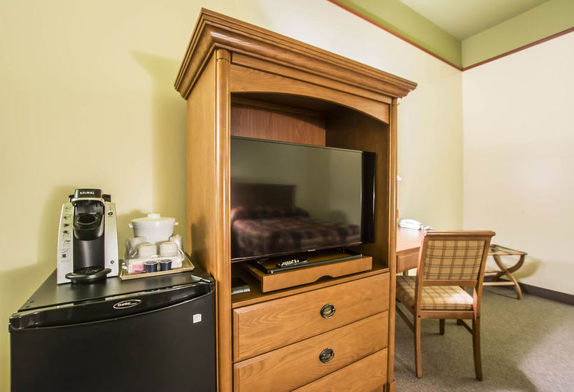 Hotel Econo Lodge Montmagny | Montmagny | Quebec | Canada 13