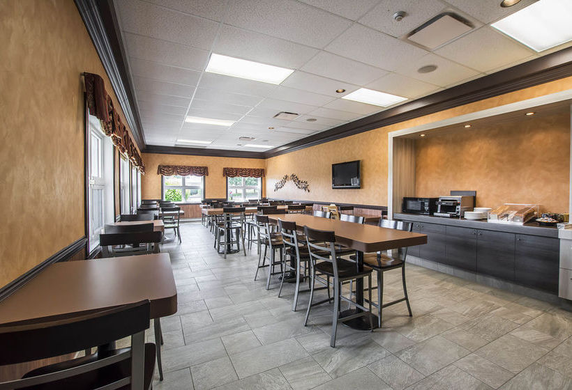 Hotel Econo Lodge Montmagny | Montmagny | Quebec | Canada 3