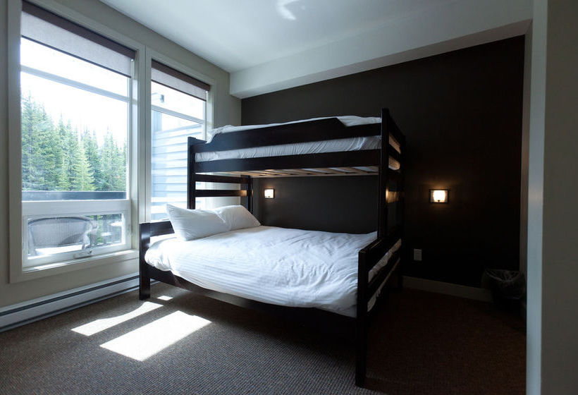 Firelight Lodge Studio | Vernon | British Columbia | Canada 4