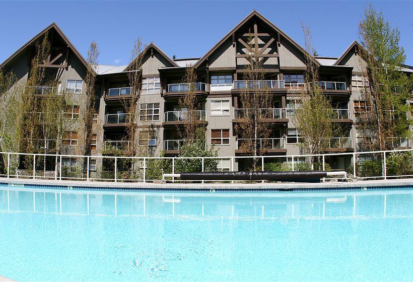 Hotel Raintrees Whiski Jack The Aspens | Whistler | British Columbia | Canada 1