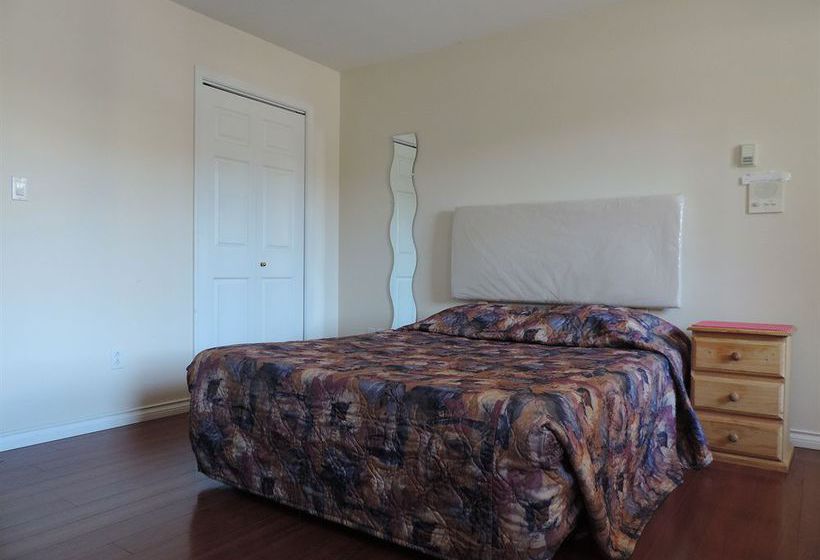 Hotel Airport Blundell Suites | Richmond | British Columbia | Canada 4