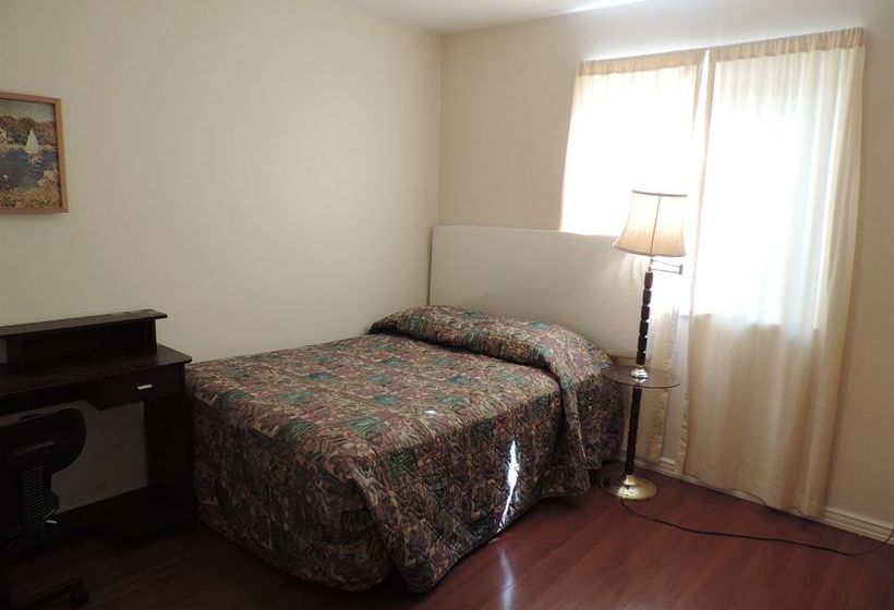 Hotel Airport Blundell Suites | Richmond | British Columbia | Canada 5