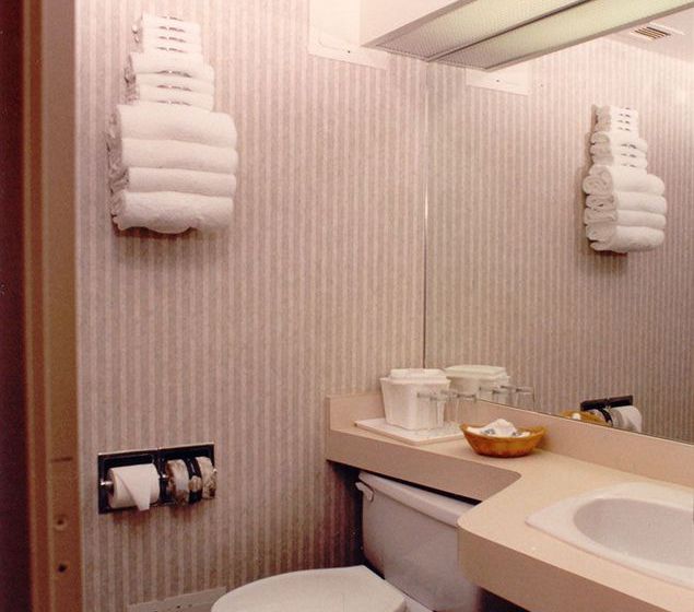 Hotel Centennial Residence & Conference Centre | Toronto | Ontario | Canada 10