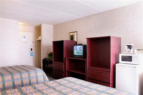 Hotel Centennial Residence & Conference Centre | Toronto | Ontario | Canada 17