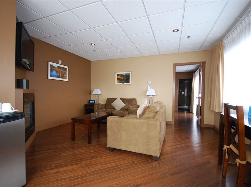 Skky Hotel | Whitehorse | Yukon Territory | Canada 10