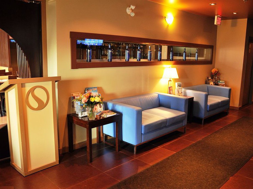 Skky Hotel | Whitehorse | Yukon Territory | Canada 5