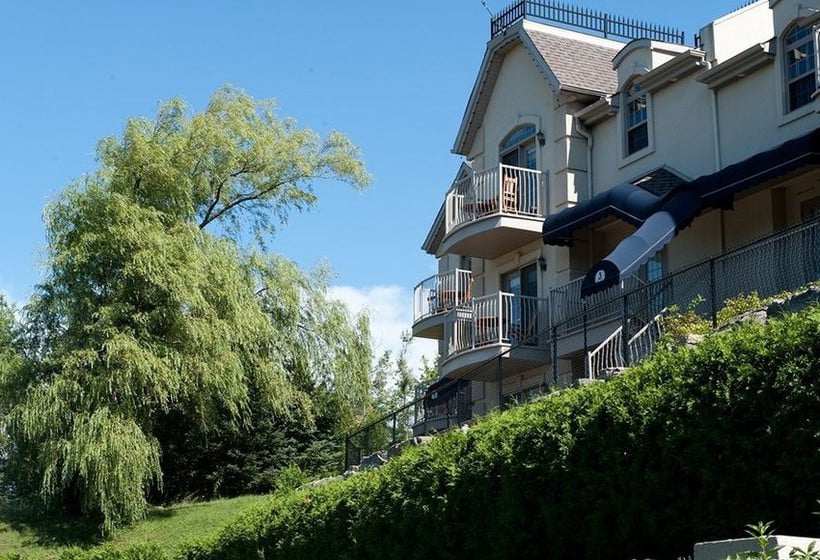 Hôtel St-Sauveur | Piedmont | Quebec | Canada 2