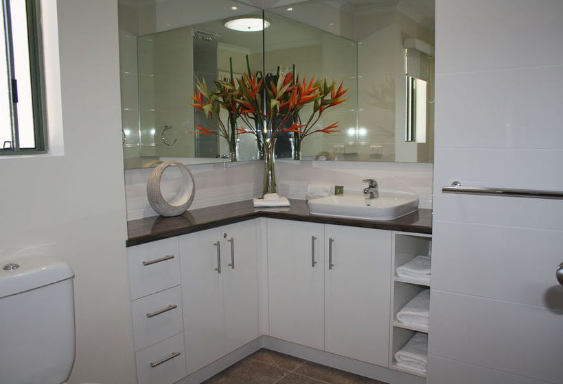 Hotel Noosa River Retreat | Noosaville | Queensland | Australia 4