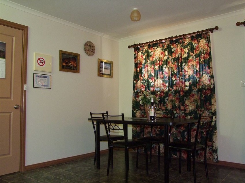 Hotel Ficifolia Lodge | Parndana | South Australia | Australia 6