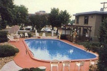 Towne & Country Motel Windsor