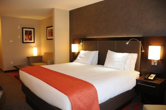 Holiday Inn Express Hotel & Suites Bonnyville | Bonnyville | Alberta | Canada 14