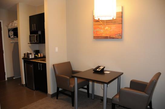 Holiday Inn Express Hotel & Suites Bonnyville | Bonnyville | Alberta | Canada 18