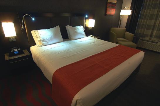 Holiday Inn Express Hotel & Suites Bonnyville | Bonnyville | Alberta | Canada 19